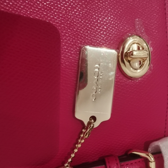 NWT  coach turnlock carry all crossgrain leather - Picture 4 of 13